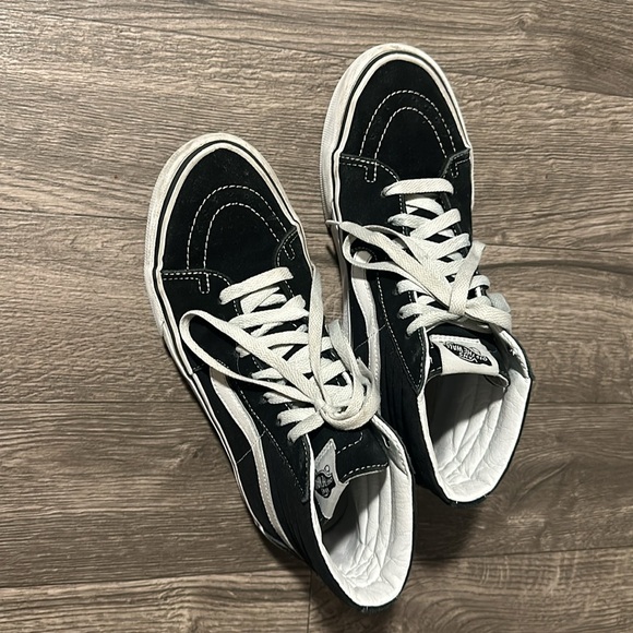 Platform vans - Picture 4 of 5